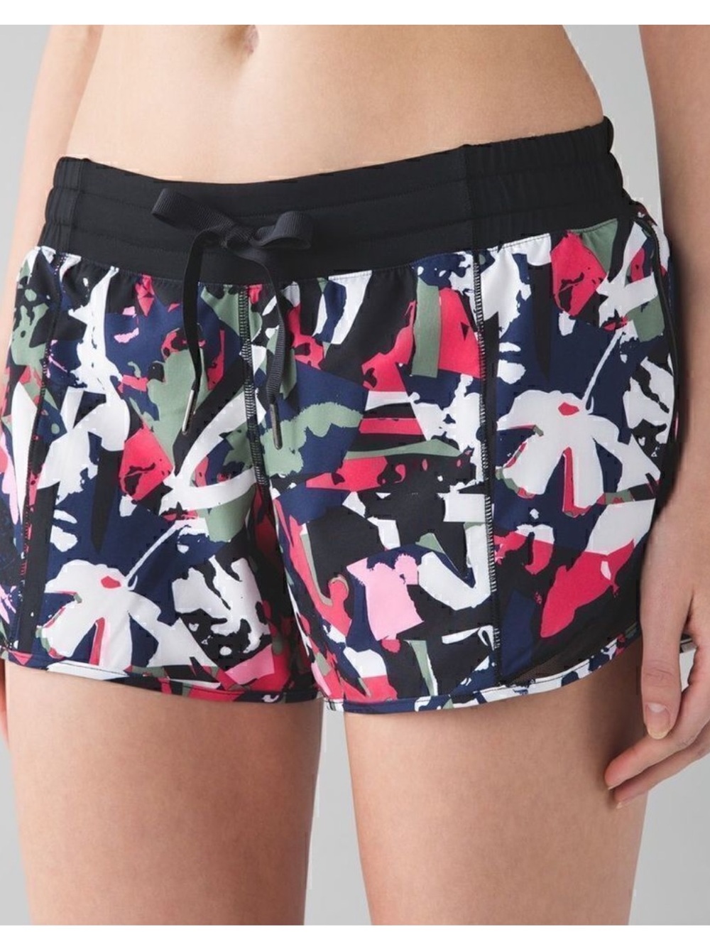 Lululemon Hotty Hot Shorts in Pop Cut Boom Juice